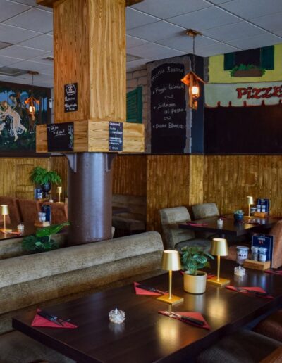 Interieur van Italiaans restaurant San Mario's in Zeewolde